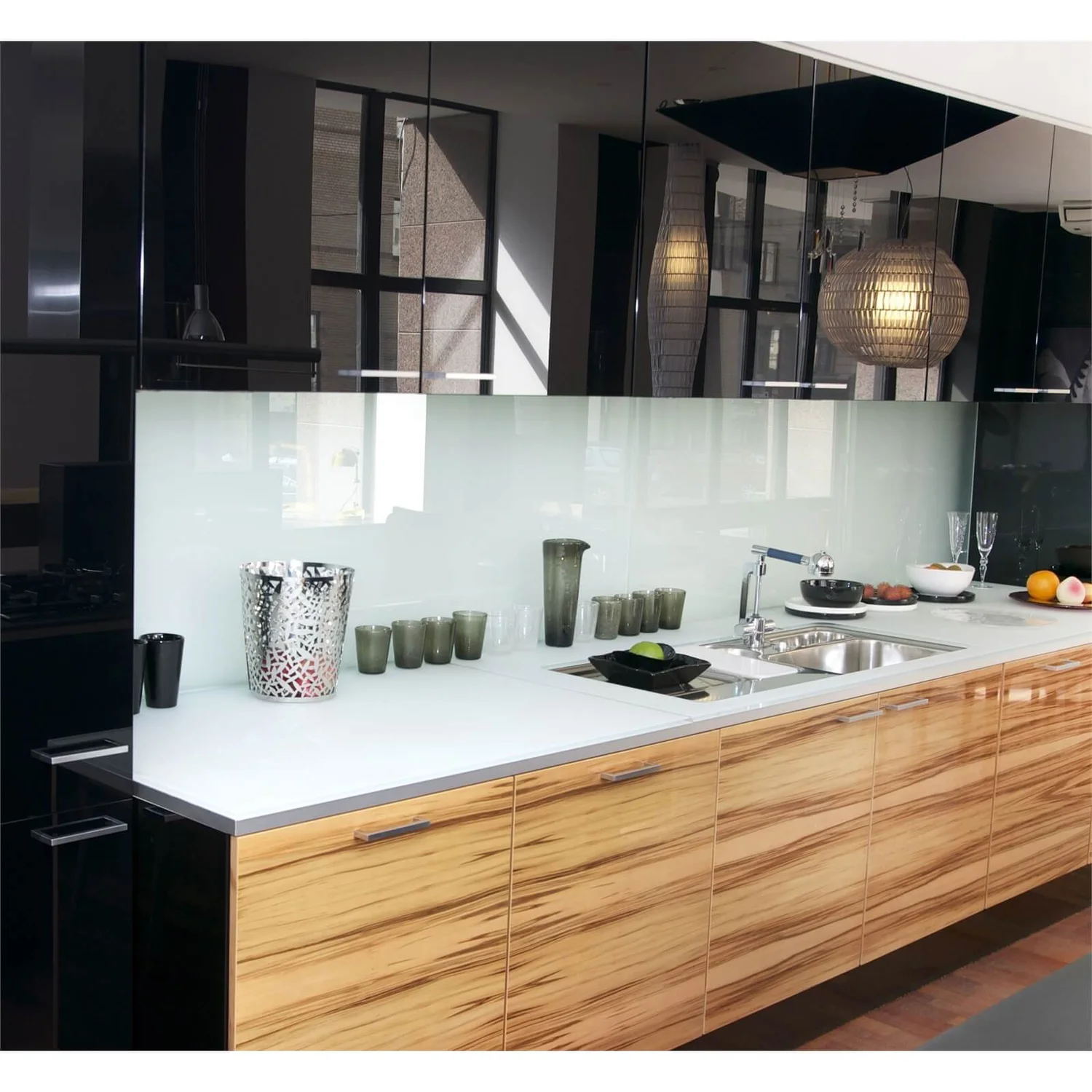 Alusplash Reversible Splashback - 900 X 800mm - Ice White & Ocean Wave 5 Alusplash Reversible Splashback - 900 X 800mm - Ice White & Ocean Wave - Image 3