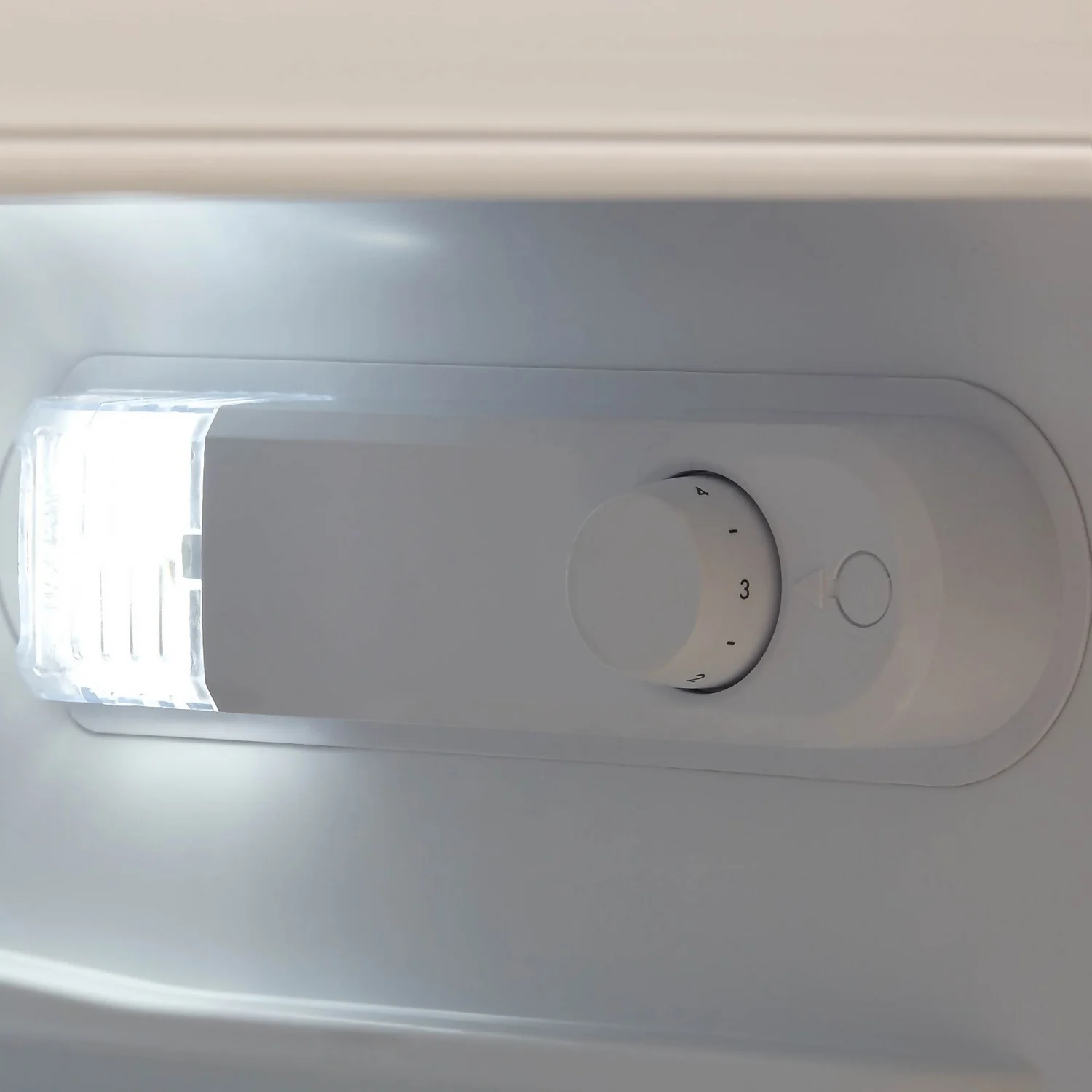 Beko BLSF3682 Integrated Under Counter Fridge - Fixed Door Fixing Kit - White 8 Beko BLSF3682 Integrated Under Counter Fridge - Fixed Door Fixing Kit - White - Image 6