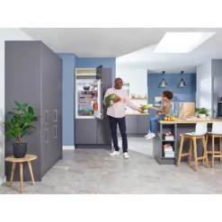 Beko HarvestFresh BCFD3V73 Integrated 70/30 Frost Free Fridge Freezer With Sliding Door Fixing Kit - White -Hoover Kitchen Supply Shop 13481851 4414944138276309